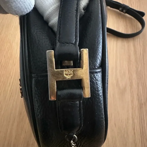 MCM Germany Tambuorine Bag - Picture 8 of 16